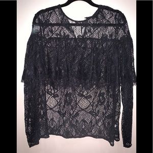 Long sleeve lace top